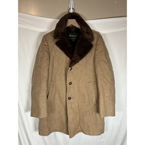Vintage Stratojac Tan Wool Tweed Buttons Faux Fur Collar Lined Coat Size 40